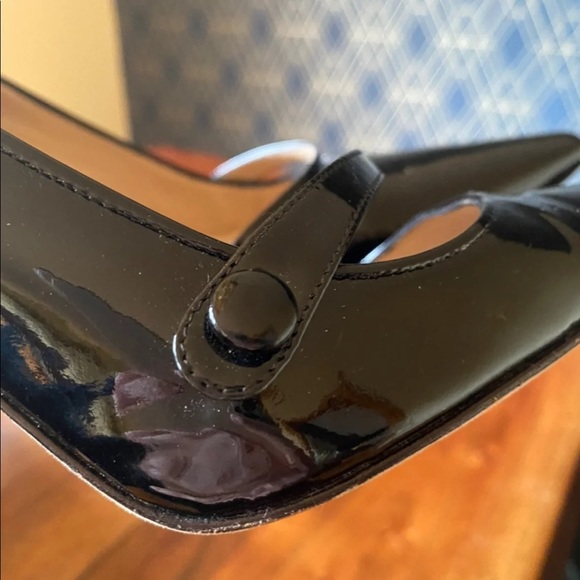 Manolo Blahnik fabulous black patent heels, 37.5 - Picture 10 of 10